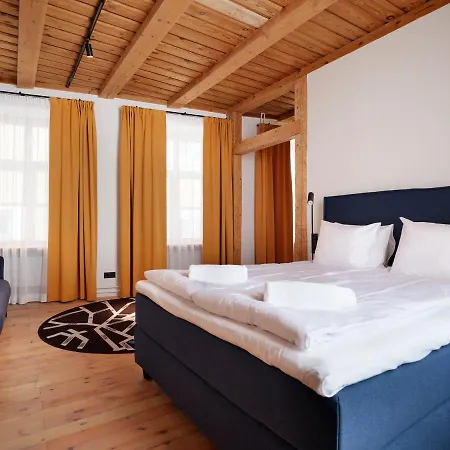 Апартаменти Lj5 - Old Town With Exclusive Shared Roof Terrace