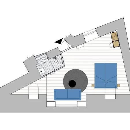 Lj5 - Old Town With Exclusive Shared Roof Terrace