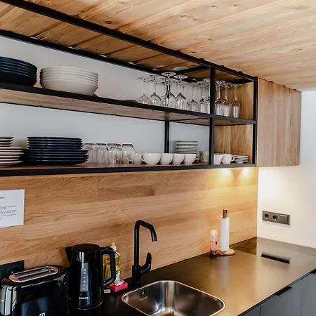 Lj5 - Old Town With Exclusive Shared Roof Terrace