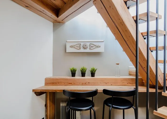 Lj5 - Old Town With Exclusive Shared Roof Terrace