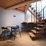 Lj5 - Old Town With Exclusive Shared Roof Terrace