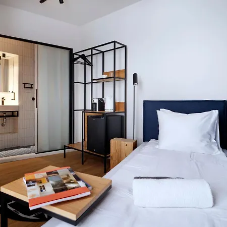 Lj5 - Old Town With Exclusive Shared Roof Terrace *