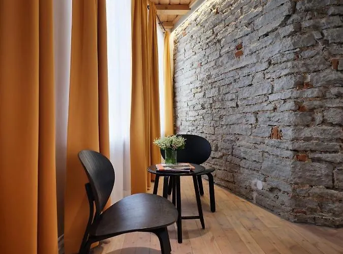 Lj5 - Old Town With Exclusive Shared Roof Terrace Appartement